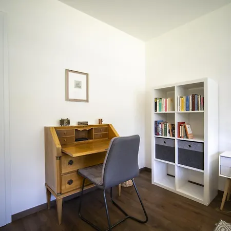 Brentschpark 33 Апартаменты