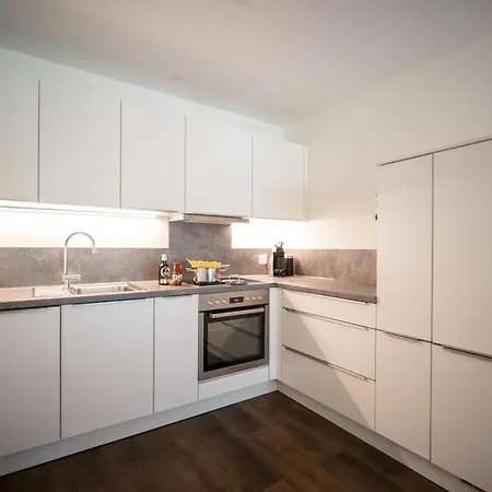 Brentschpark 33 Apartman
