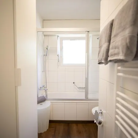 Appartement Brentschpark 33